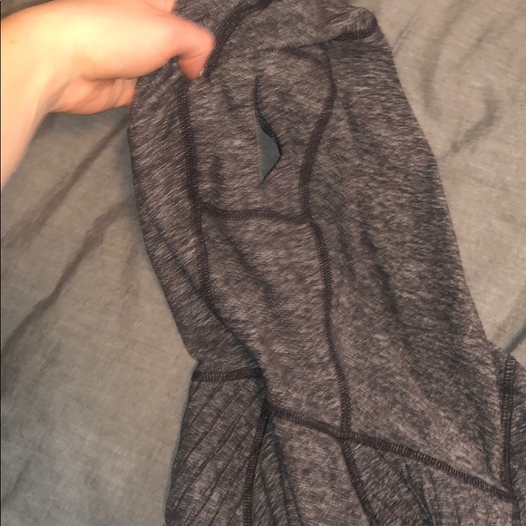 COPY - lululemon jacket size 4 - Picture 4 of 4